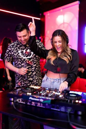 DJ Experience: Sip  Spin Dallas TX